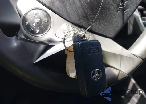 2012 Toyota Prius V Five из США, поврежденный, VIN JTDZN3EU4C3077074